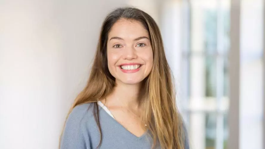 hayley pring profile